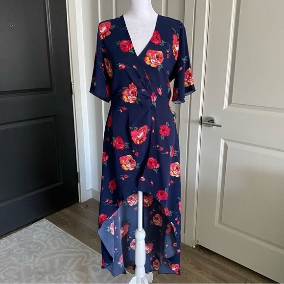Aritzia Brand Babaton Navy Floral Wrap Flutter Sleeve High-Low Dress Size 4 - Picture 1 of 13